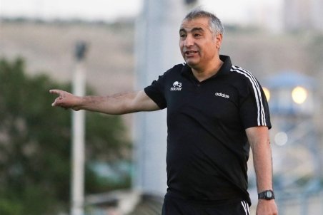 الهامی: تیم‌هایی که منتسب به وزارت‌خانه هستند هر زمان دلشان بخواهند بازی می‌کنند