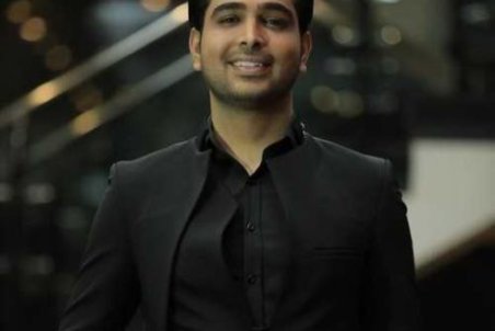 اجرای آهنگ معروف «اگه یه روز» توسط فرزاد فرخ