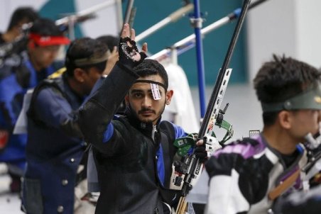 صداقت: نسبت به رقبا کار سخت‌تری داریم/ امید کسب مدال المپیک زیاد است