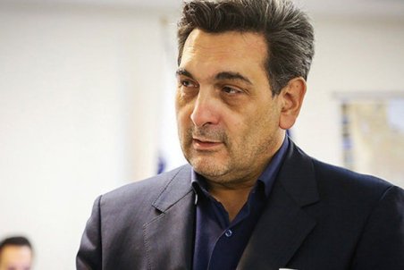 تابع تصمیم ستاد کرونا در ادامه و یا لغو طرح ترافیک هستیم