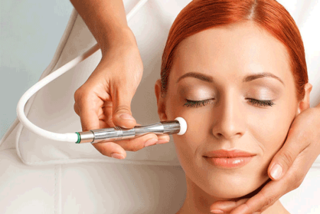 میکرودرم ابریژن چیست و چگونه انجام می‌شود؟