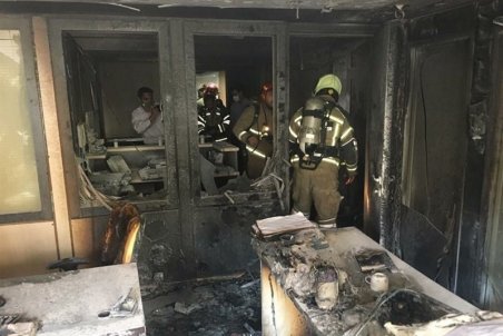 نجات ۱۱ نفر از آتش‌سوزی یک ساختمان در نیاوران / تصاویر