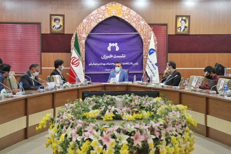 نشست خبری رئیس دانشگاه علوم پزشکی قم به روایت تصویر