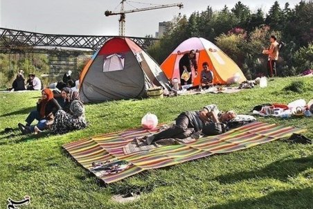 نصب چادر در پارک‌های شهرکرد همچنان ممنوع است / در بحث سلامت مردم با کسی تعارف نداریم