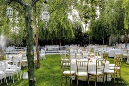 خسارت میلیاردی کرونا به باغ تالارهای مشهد/ وضعیت کارگران باغ‌تالارها مناسب نیست