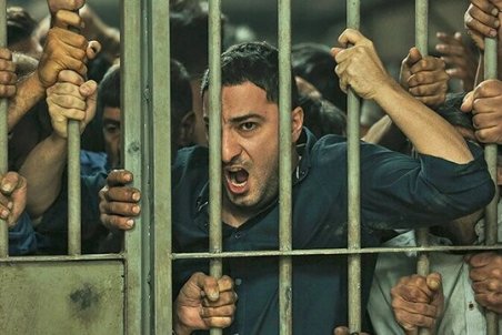 چرا سر «نوید محمدزاده» جنجال به پا شد؟