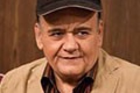 انتقاد تند اکبر عبدی از روحانی