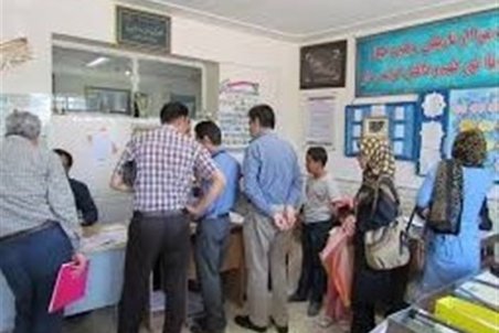 دریافت هرگونه پول هنگام ثبت‌نام در مدارس دولتی "تخلف" است/ معرفی ۷۰ مدیر متخلف به هیئت تخلفات