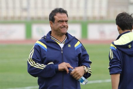 کرمانی‌مقدم: چند بازیکن گل ریحان از من عذرخواهی کردند و گفتند منیعی ادب ندارد