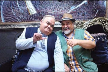 انتقاد از اکبر عبدی: حد شوخی را نگه نمی‌دارد