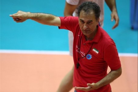 شهنازی: مربیان بزرگ والیبال جهان در مورد ایران با احتیاط رفتار می‌کنند/ ما با کل دنیا فرق داریم!