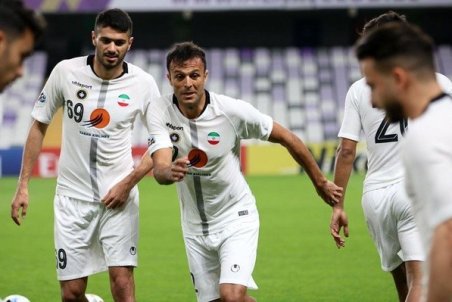 کنایه جنجالی و توهین بازیکن استقلال به شایان مصلح (عکس)