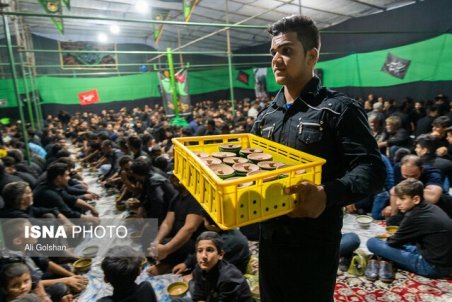 آیت‌الله صانعی: صیغه نذری محرم امسال قابل تغییر است