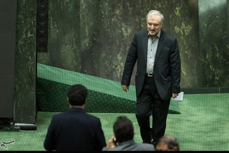 نمکی: به تعویق انداختن کنکور به امید روزهای بهتر کار درستی نیست/ کنکور سراسری سوهان روح مردم