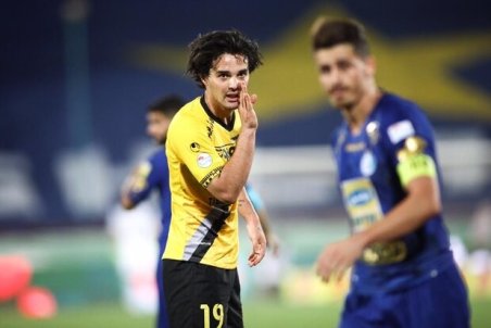 مهدی فنونی زاده: رفتار نورافکن مقابل استقلال حرفه‌ای نبود/ سپاهان با مصلح ضرر کرد