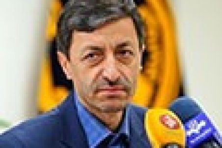 فتاح: احمدی‌نژاد، زمین ولنجک را باید برگردانند