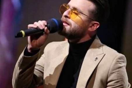 (ویدئو) خوانندگی فارسی-عربی سروش فرهمند در دور دوم عصر جدید