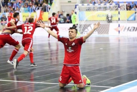 حسین طیبی: از ایتالیا و اسپانیا هم پیشنهاد داشتم