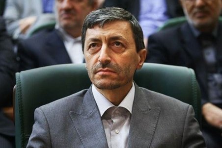 زیباکلام: فتاح در انتخابات ثبت‌نام کرد!