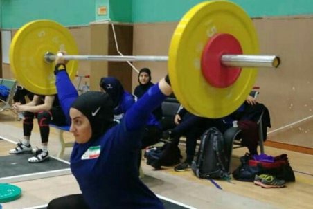 وزنه برداران رها نشده اند/حتی با پدران آنها هم در ارتباط هستم