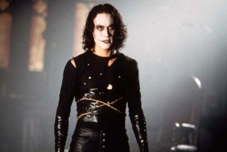 فروش لباس پسر بروس لی به قیمت ۲۵ هزار دلار