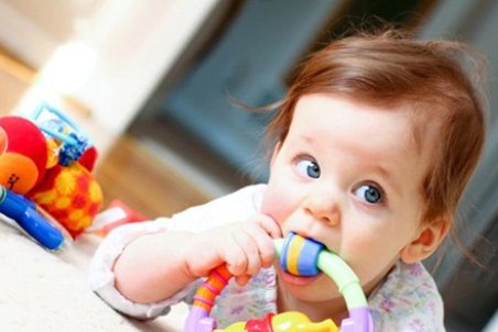 ﻿ نحوه ضدعفونی کردن اسباب‌ بازی ‌های کودک