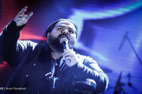 روایت رضا صادقی از روزهای سخت مبارزه با بیماری کرونا/ خواننده‌ای که برای «لبخند کم این روزها» جنگید