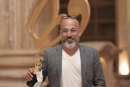 ﻿ تیپ «آقازاده» معروف در جشن حافظ/ عکس