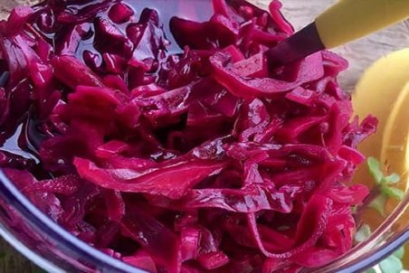 طرز تهیه ترشی کلم بنفش