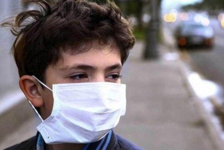 سازمان بهداشت جهانی: کودکان ۶-۱۱ ساله هم باید در مواقعی ماسک بزنند