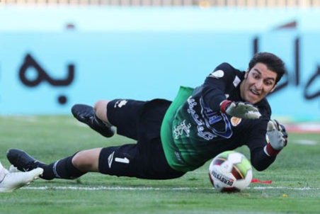 اخباری: قهر مظاهری یک مشکل خانوادگی است و خودمان حل می‌کنیم