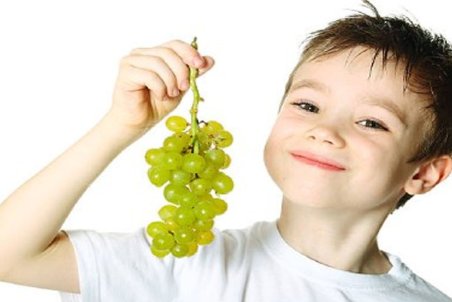 انگور برای کودکان چه فوایدی دارد؟