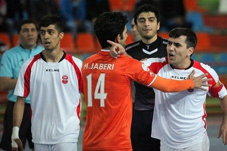 کاپیتان تیم فوتسال گیتی پسند از این تیم جدا نخواهد شد