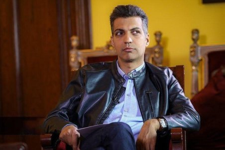 فردوسی پور سیاسی نیست؛ خودتان را ضایع نکنید!