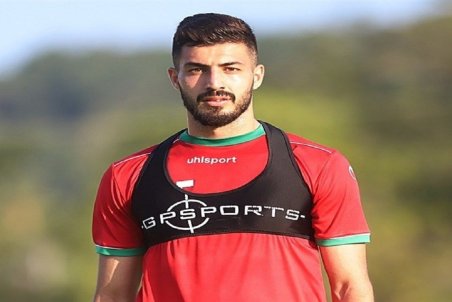 هافبک نساجی در تیررس پرسپولیس