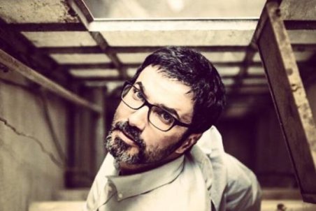 ماجرای مبهمِ فروتن