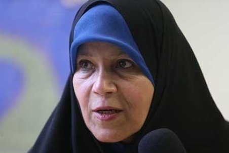 فائزه هاشمی: در فضای مجازی باشم اعدام می‌شوم!