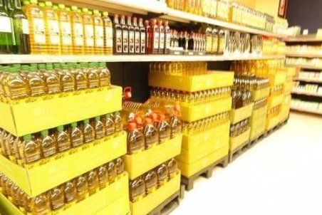 روغن نباتی گران می شود؟/خروج غیر ضروری ۴ میلیارد دلار ارز برای واردات روغن!