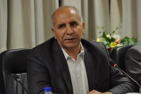 سرقینی: خودرو گران شد چون مردم می خواهند پولشان را به کالا تبدیل کنند