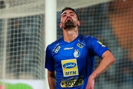 دانشگر: ماندم تا دینم را به طرفداران استقلال ادا کنم