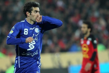 چرا مجتبی جباری سمت فتح‌الله‌زاده قندان پرت کرد؟