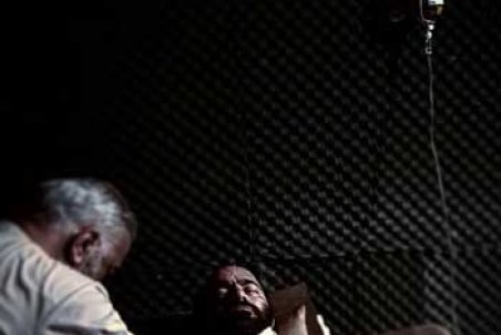 آقای آقامیری! این چه عکسی بود؟