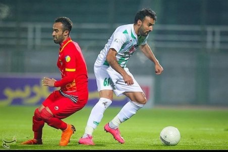 ابراهیم زاده: اولویتم ماندن در ذوب آهن است اما هنوز توافق نکرده‌ایم