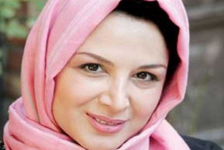 کرونا، شهره سلطانی را دست به عصا کرد / "دلتنگ تئاترم"