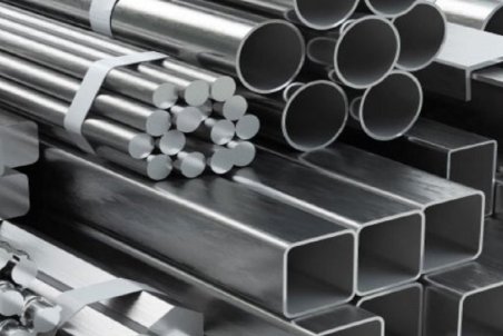 ساماندهی بازار فولاد با افزایش عرضه ها در بورس کالا