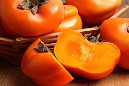 خواص خرمالو و تاثیر آن بر رشد کودکان