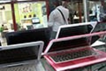 قیمت لپ‌تاپ از پراید هم گران‌تر شد