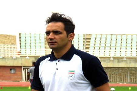 جمشیدیان: پرسپولیس شانس زیادی برای صعود دارد