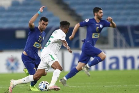 جباری: استقلال در صورت برطرف کردن ضعف‌ خط دفاعی می‌تواند به مراحل بالاتر هم برود