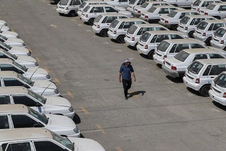 ۱۱۰ هزار خودرو در انتظار تحویل به مشتریان/ ۹۰۰ کانتینر قطعات خودرو در گمرک گم شده است؟